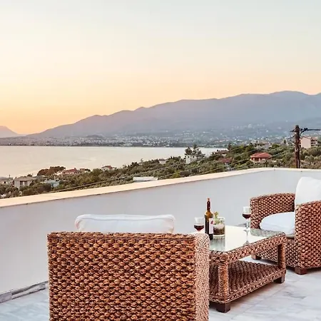 βίλα ηλιοβασίλεμα ! Villa